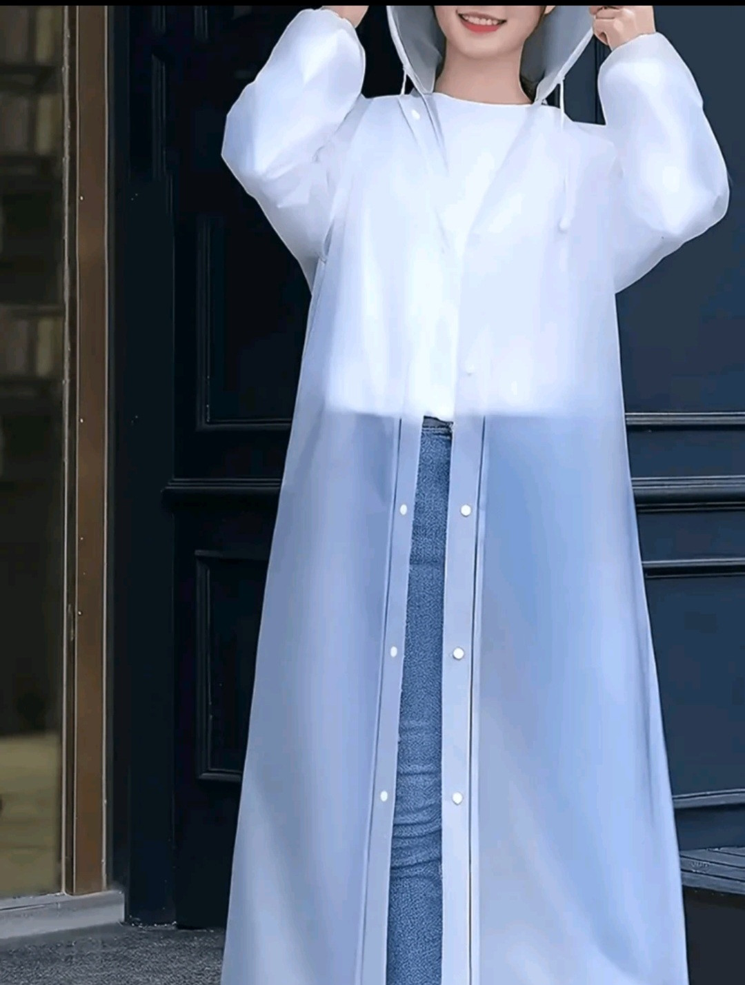 جاكت مطر نسائي شفاف مصنوع من البلاستيك القوي