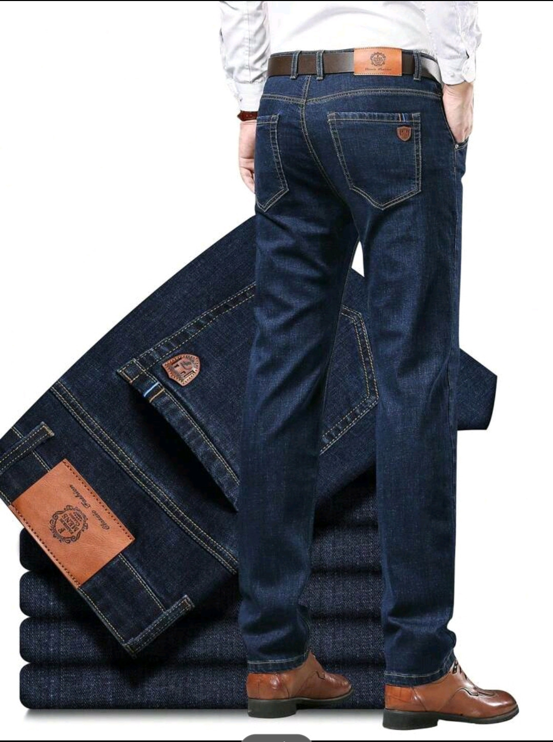 بنطلون جينز ذو قصة ممشوطة وممتدة بجيوب قطرية للاستعمال اليومي الرسمي والعادي